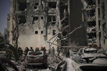 Israel Orders 'Intense Strikes' on Tehran as Iran Ceasefire in Doubt