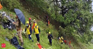 Pilot killed in Uttarakhand chopper crash served in Indian Army for over 15 years