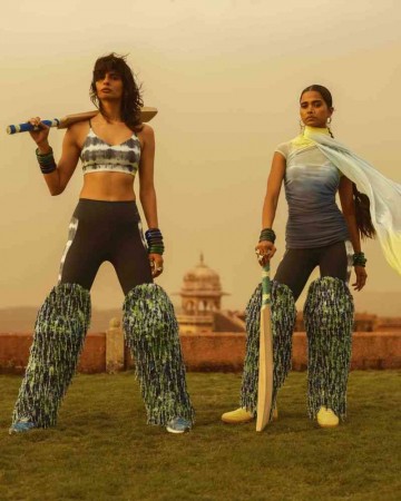 Nike’s first Indian design collaboration nods to a 5,000-year-old tie-dyeing technique | CNN